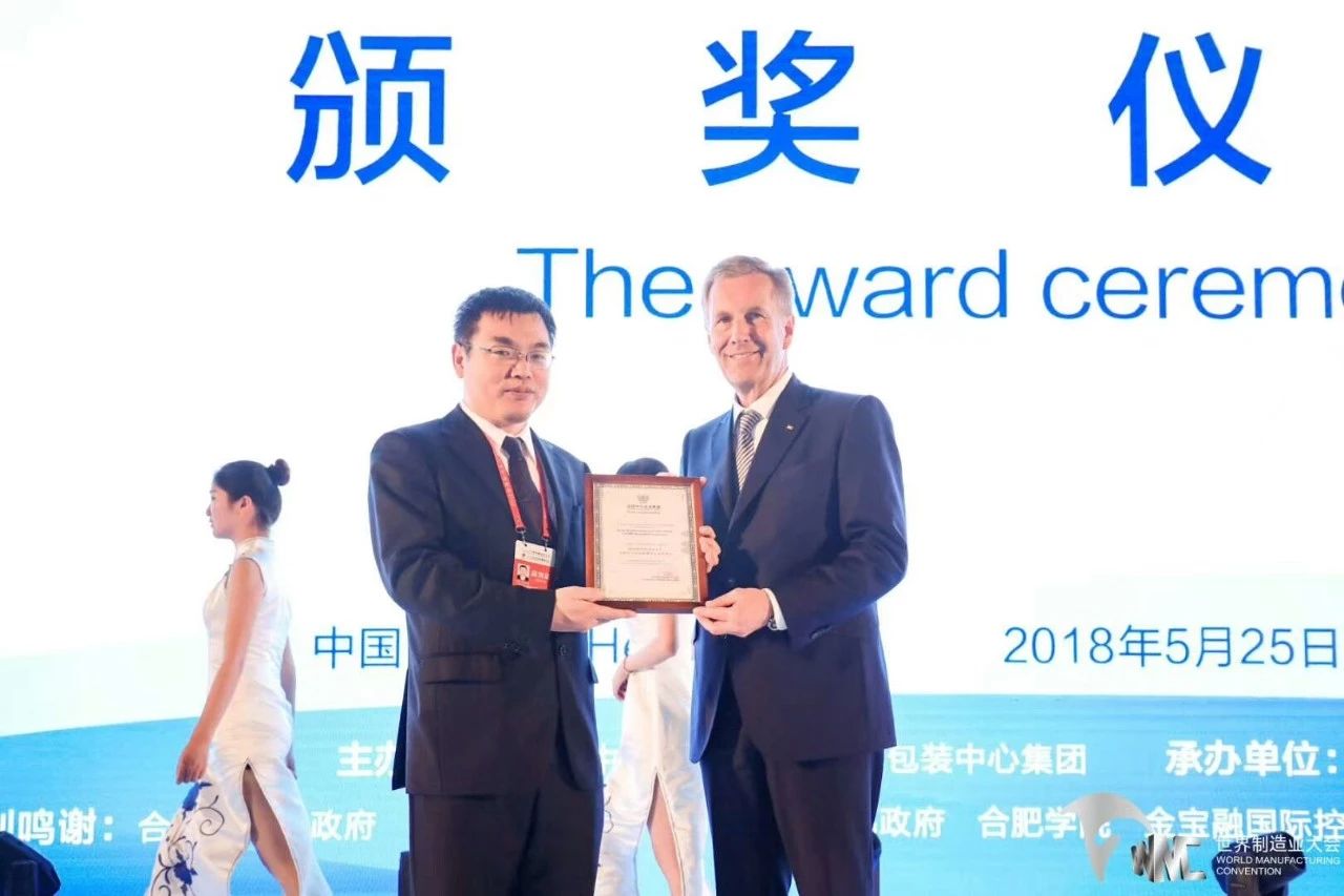 涓嶅繕鍒濆績绾㈡棩,绾㈡棩鍒濆績