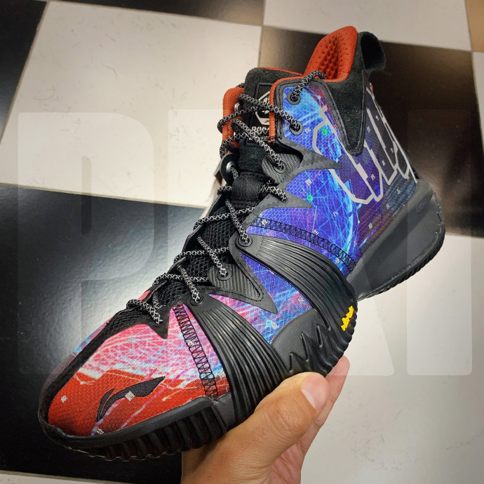 李宁反伍一代vs驭帅13,李宁反伍二代和李宁全城8