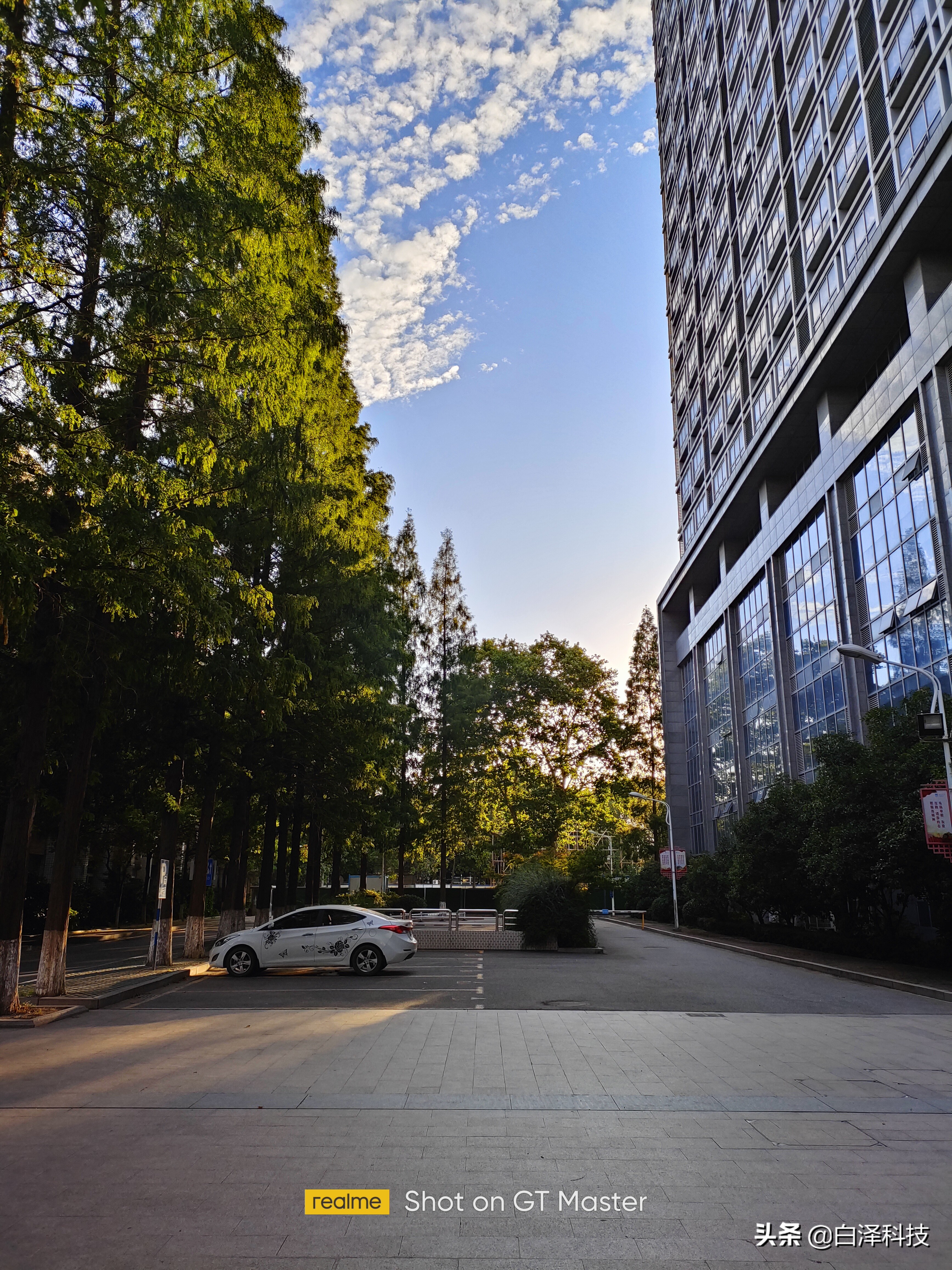 realmegt大师探索版值得入手吗,realmegt大师探索版夜景拍照评测