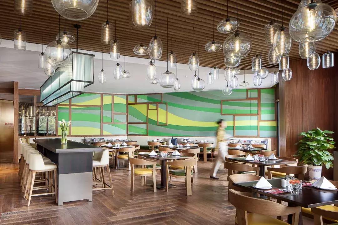 阳朔十大顶级酒店,阳朔西街最美的酒店夜景