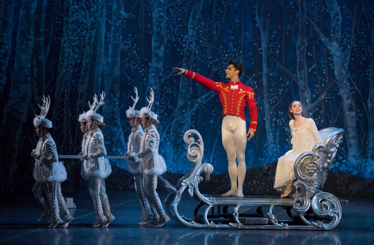 圣诞季EVENT丨美拍打卡、扫街探店，如何把波士顿逛成「三里屯」？