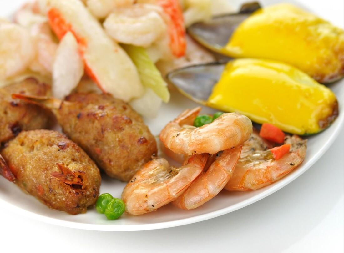 二个月的牧羊犬怎么吃狗粮,成年牧羊犬怎么吃狗粮视频