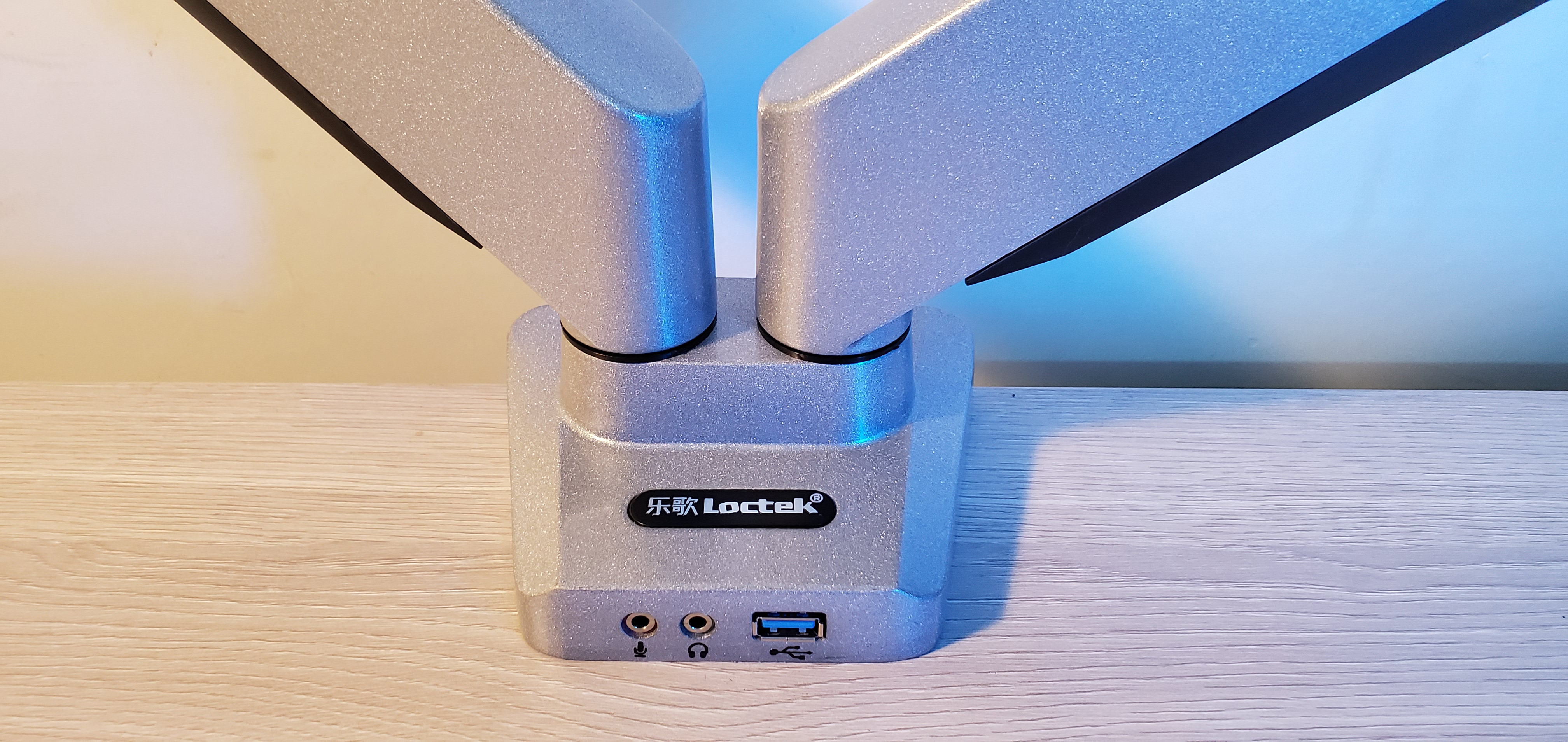 乐歌d7d和d8d,乐歌d7d显示器