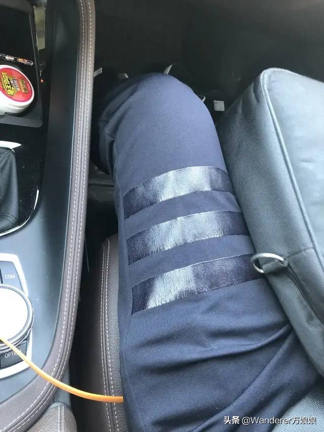 哈哈哈哈哈哈我笑到我妈把鞋塞我嘴里