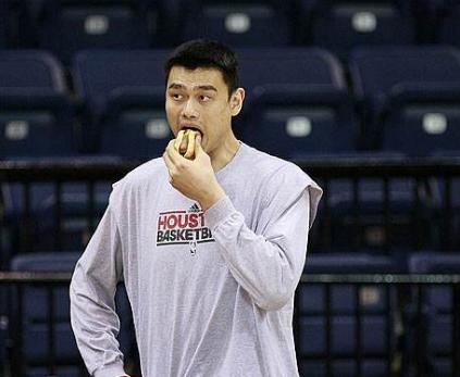 奥尼尔为什么说姚明有2米4,奥尼尔说姚明真实身高