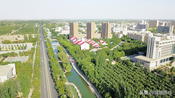 原始古朴的新疆罗布人村寨,新疆尉犁县罗布人风情园