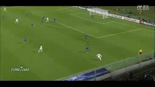 足球十大最强招牌动作,足球球星进球后的招牌动作