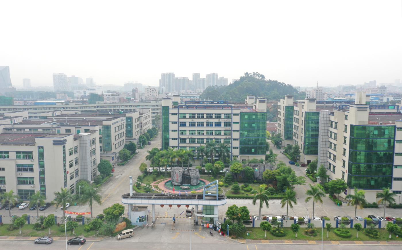 屋顶足球场造型用led灯条,足球场led灯光照明设计