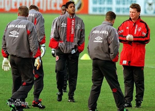 范加尔阿贾克斯欧冠冠军,范加尔78年世界杯