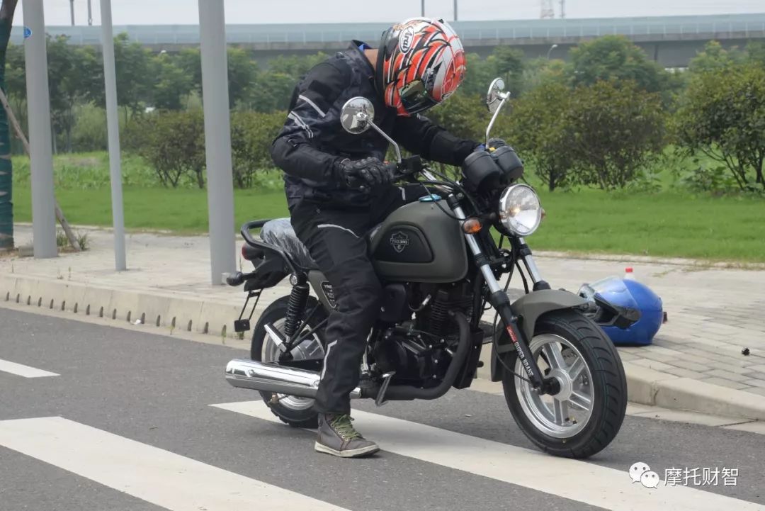 银钢mini二代上路测试,银钢mini2代全新车