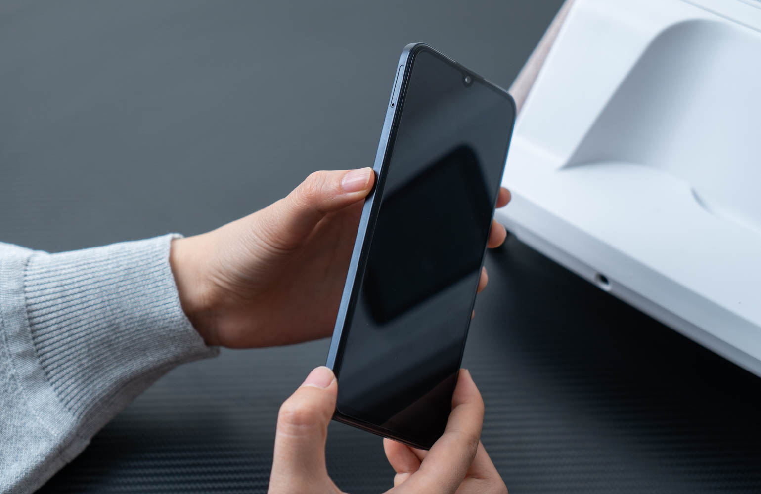 66w快充体验,荣耀66w车载快充超薄测试