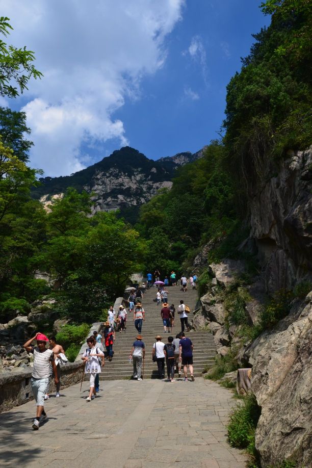 爬泰山攻略,泰山攻略完整版