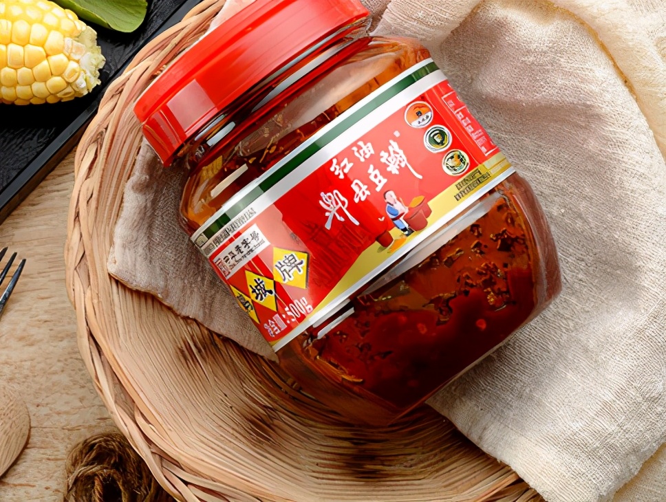 选郫县豆瓣，认准2个牌子，其它牌子再贵，也都不正宗，别买错了