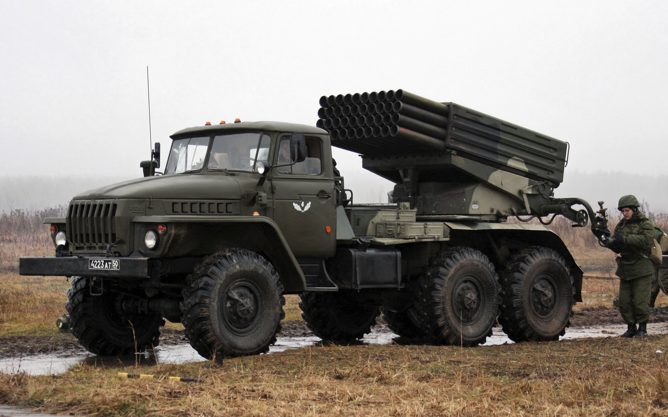 中国06式火箭炮游击战神器,107火箭炮为什么叫游击战