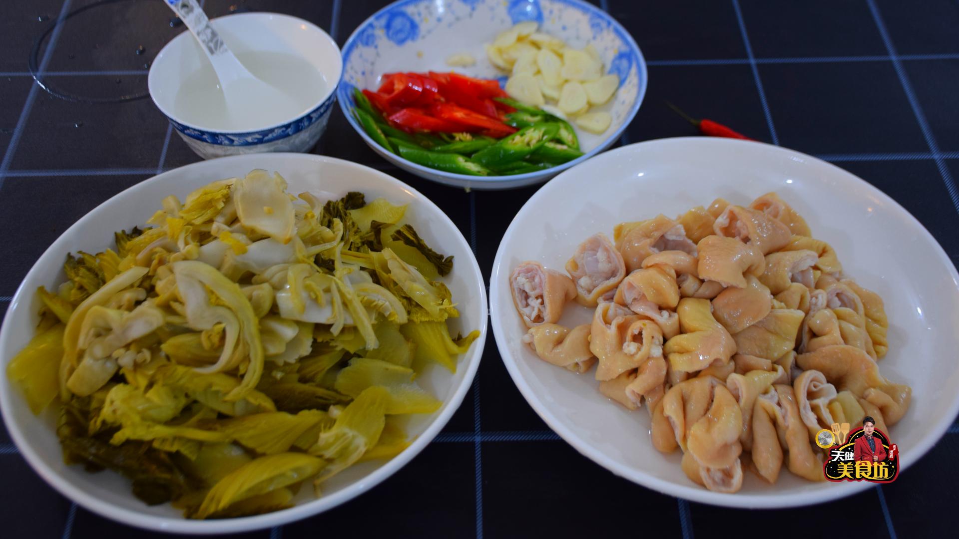 猪大肠怎样炒不会咬不动,猪大肠怎么炒才会脆