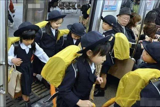 日本对孩子的教育真实面目,日本人残酷的对待孩子