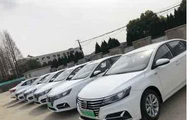 出租车司机搬走共享电动车没人管,长安新能源汽车出租公司