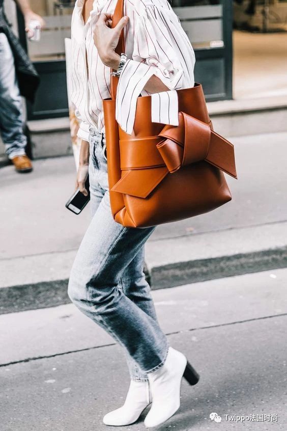 年轻时尚女性法式包包,法国时尚女人的包