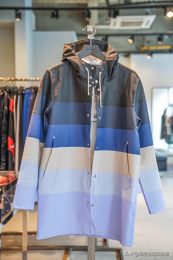 我们逛了天的成都时代奥莱，为你整理出这份春节新衣精明采购清单