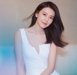 五十岁女人满头白发适合什么发型,30岁白发多不想染适合什么发型