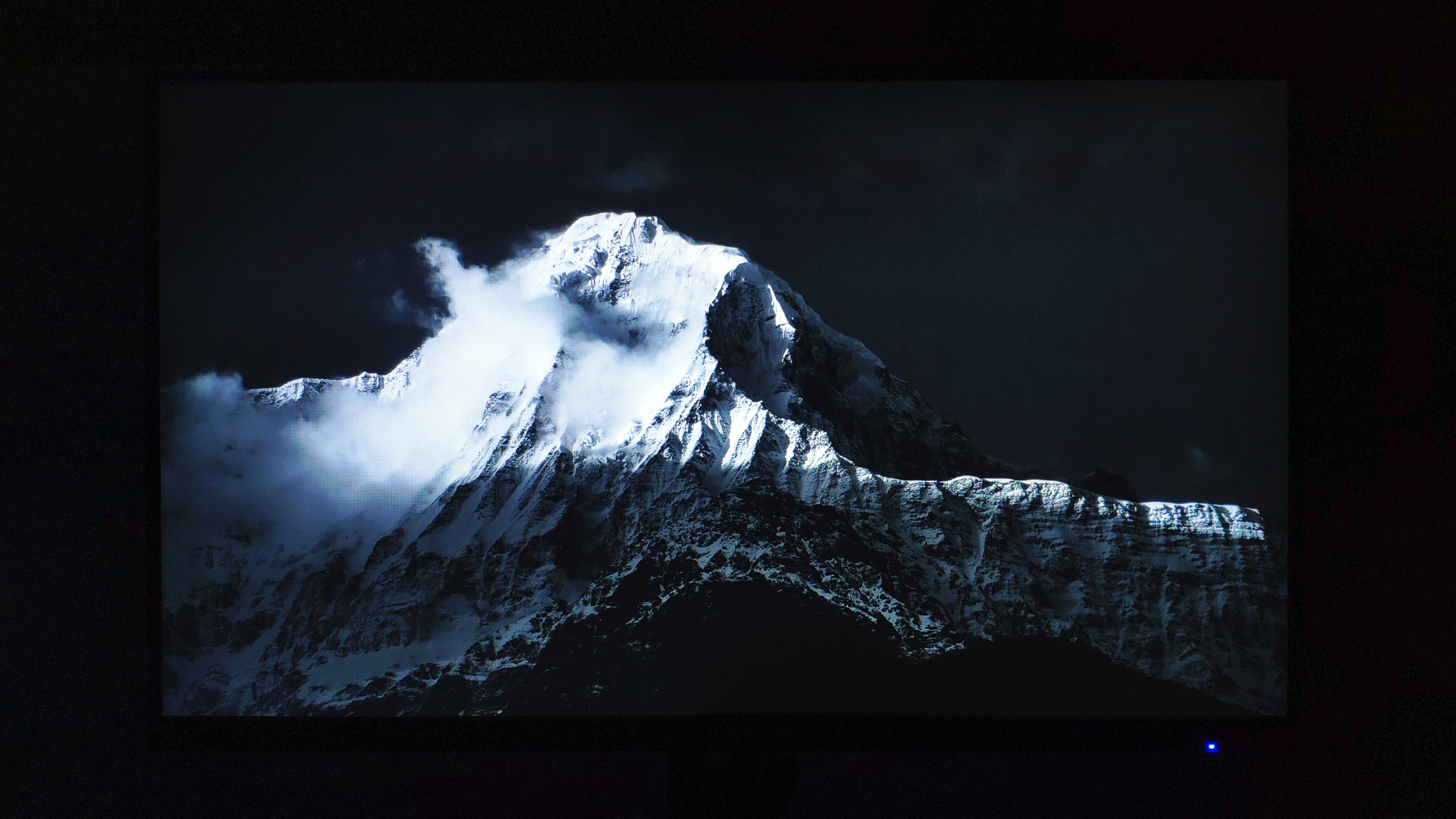 选显示器看什么参数,22寸显示器75hz最佳分辨率