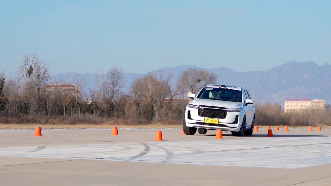 30万以上新能源汽车性价比,30万以内新能源车性价比排行榜