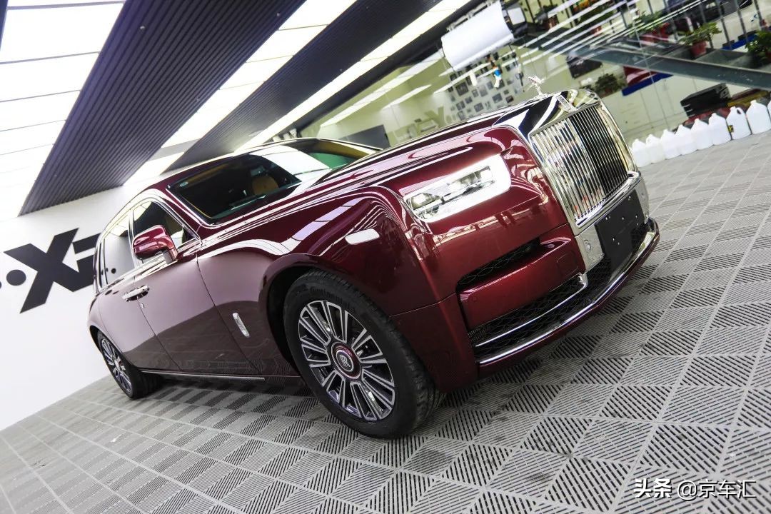 全球限量劳斯莱斯幻影龙版,全球限量版劳斯莱斯老爷车敞篷