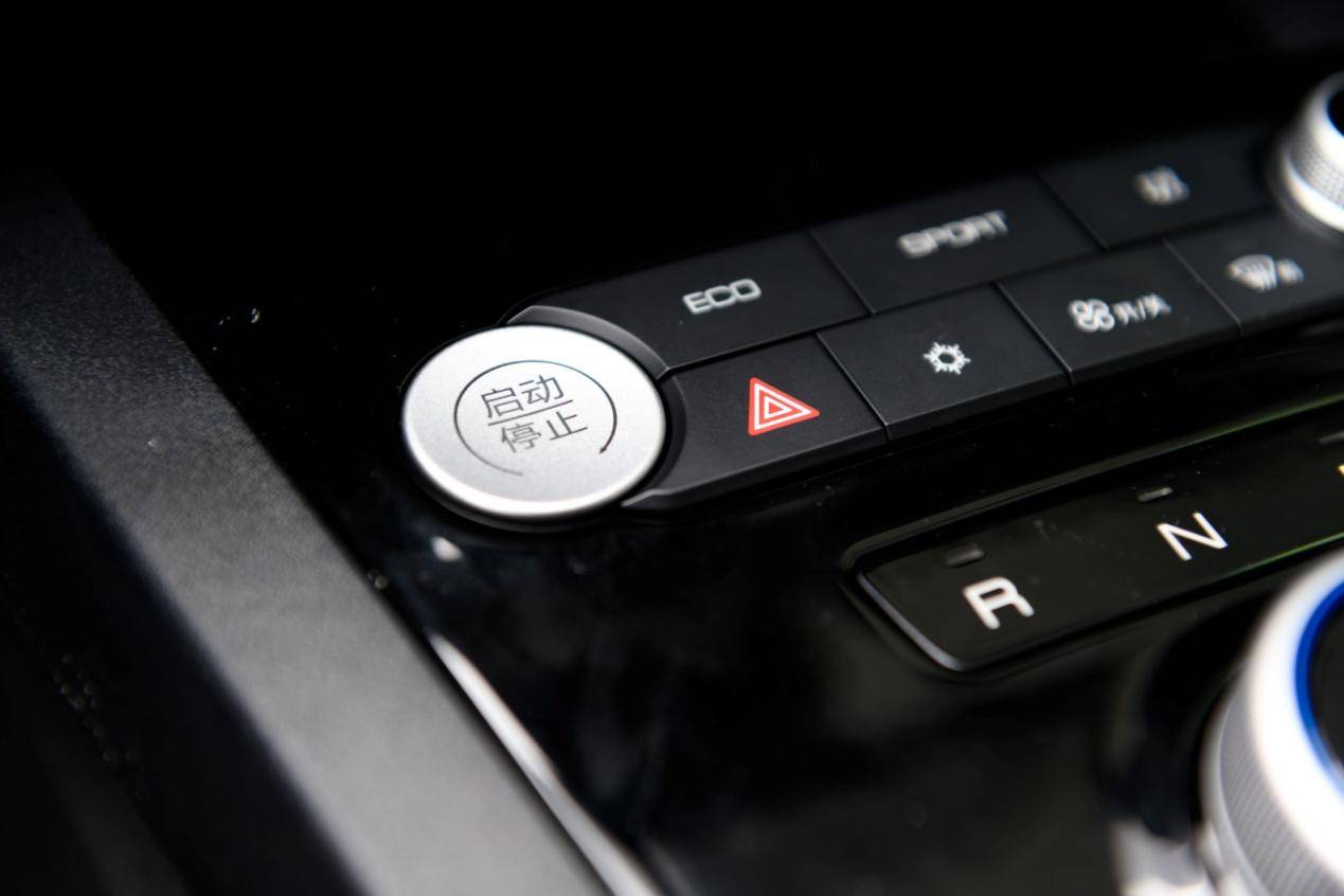 比起钻石我更喜欢水晶，我是e2女孩