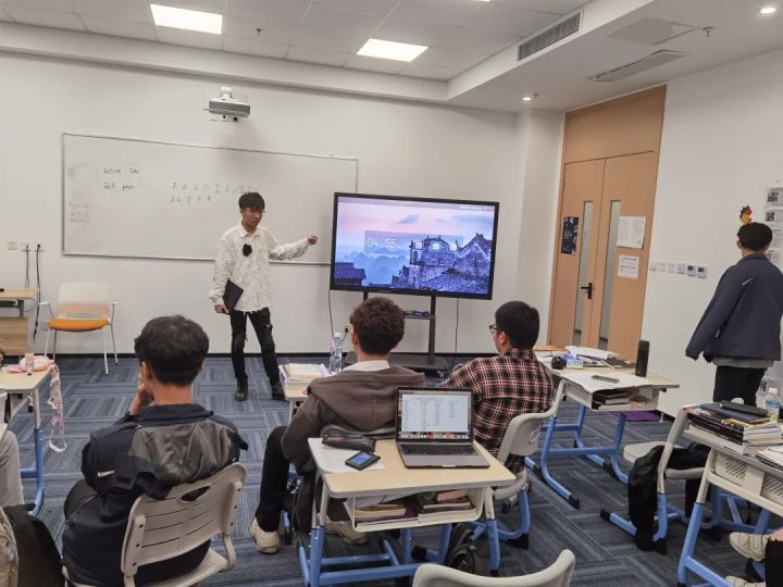 上海高藤致远国际学校vlog,高藤致远国际学校高尔夫特长班