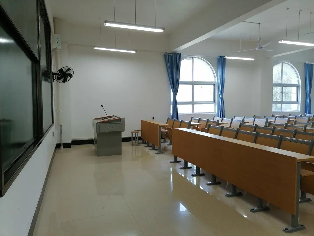 武汉外语外事学院新生,2022年武汉外语外事新生报到