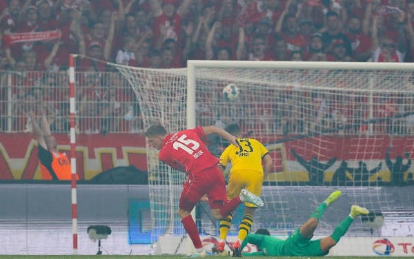 切尔西4比3曼联一分钟绝平,一夜之间五大豪门爆冷