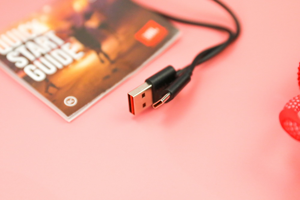 jblgo3音乐金砖测评,jblgo3音乐金砖三代拆解