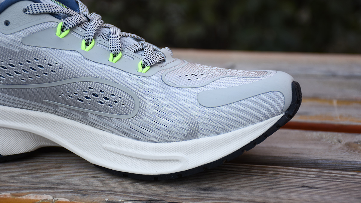 黑科技跑鞋,黑科技缓震跑鞋