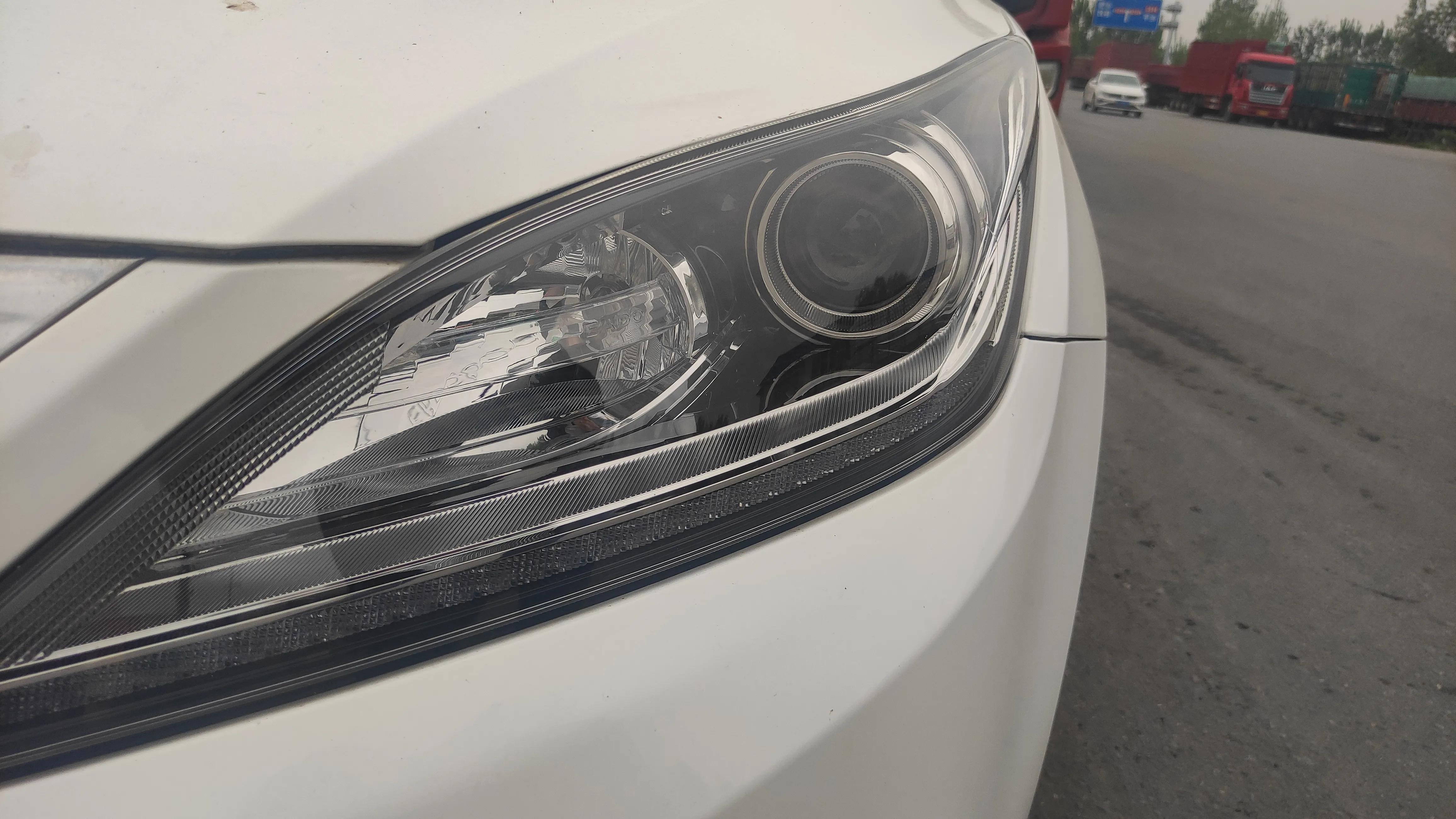 逸动豪华手动版,逸动手动豪华版白色