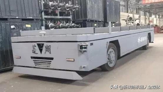 负重、导航、定制化——蓬翔汽车解读重载AGV三大技术难点