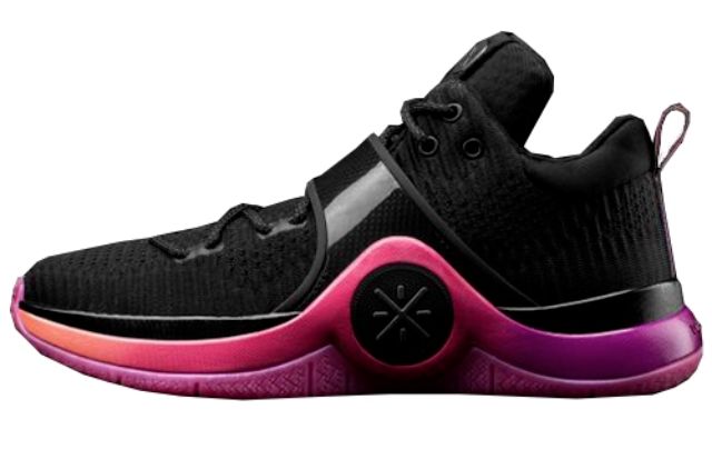 韦德新战靴竟致敬科比,韦德最后一个赛季上脚球鞋