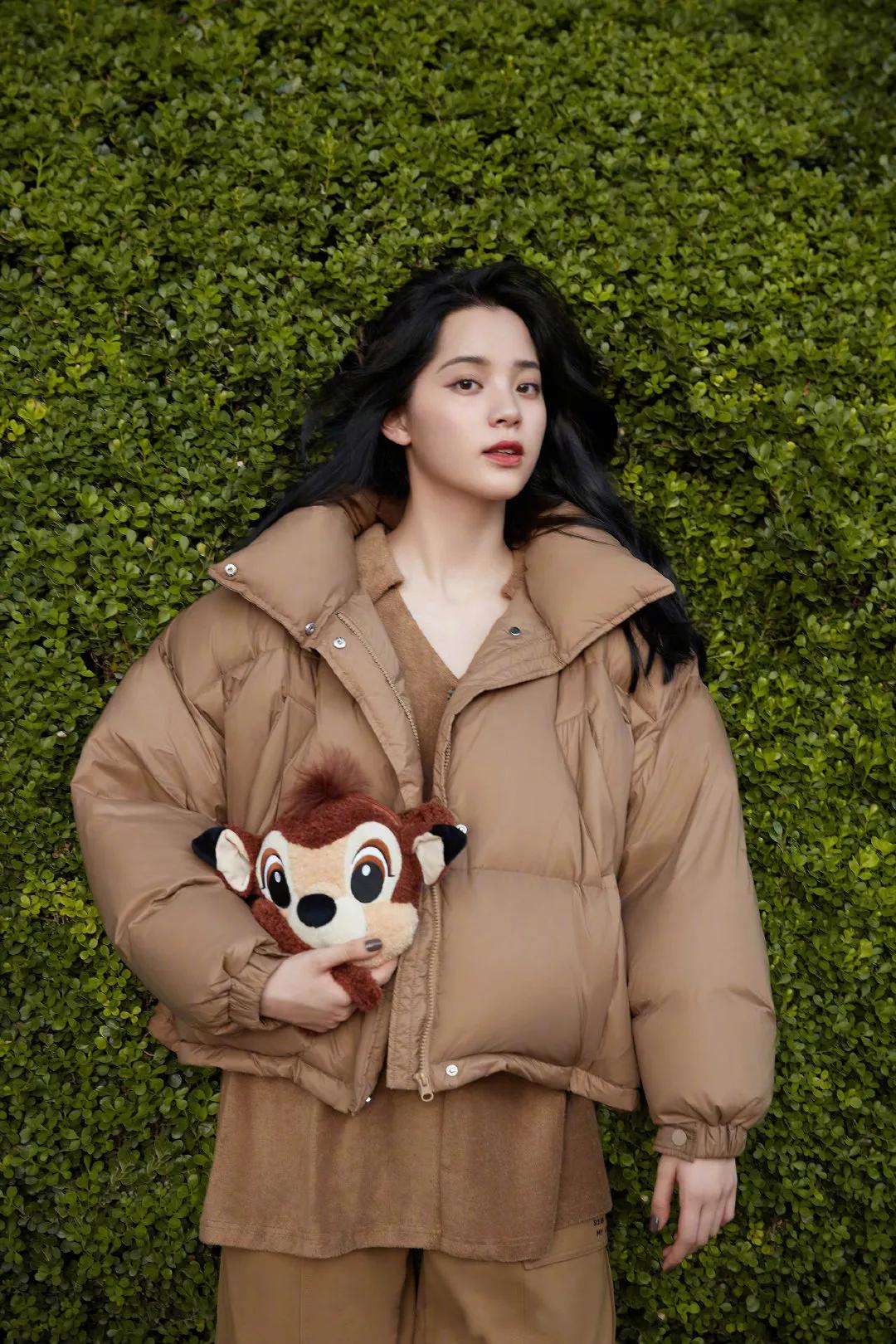 冬天怎么穿既保暖又不显臃肿,冬天怎么穿不臃肿且保暖