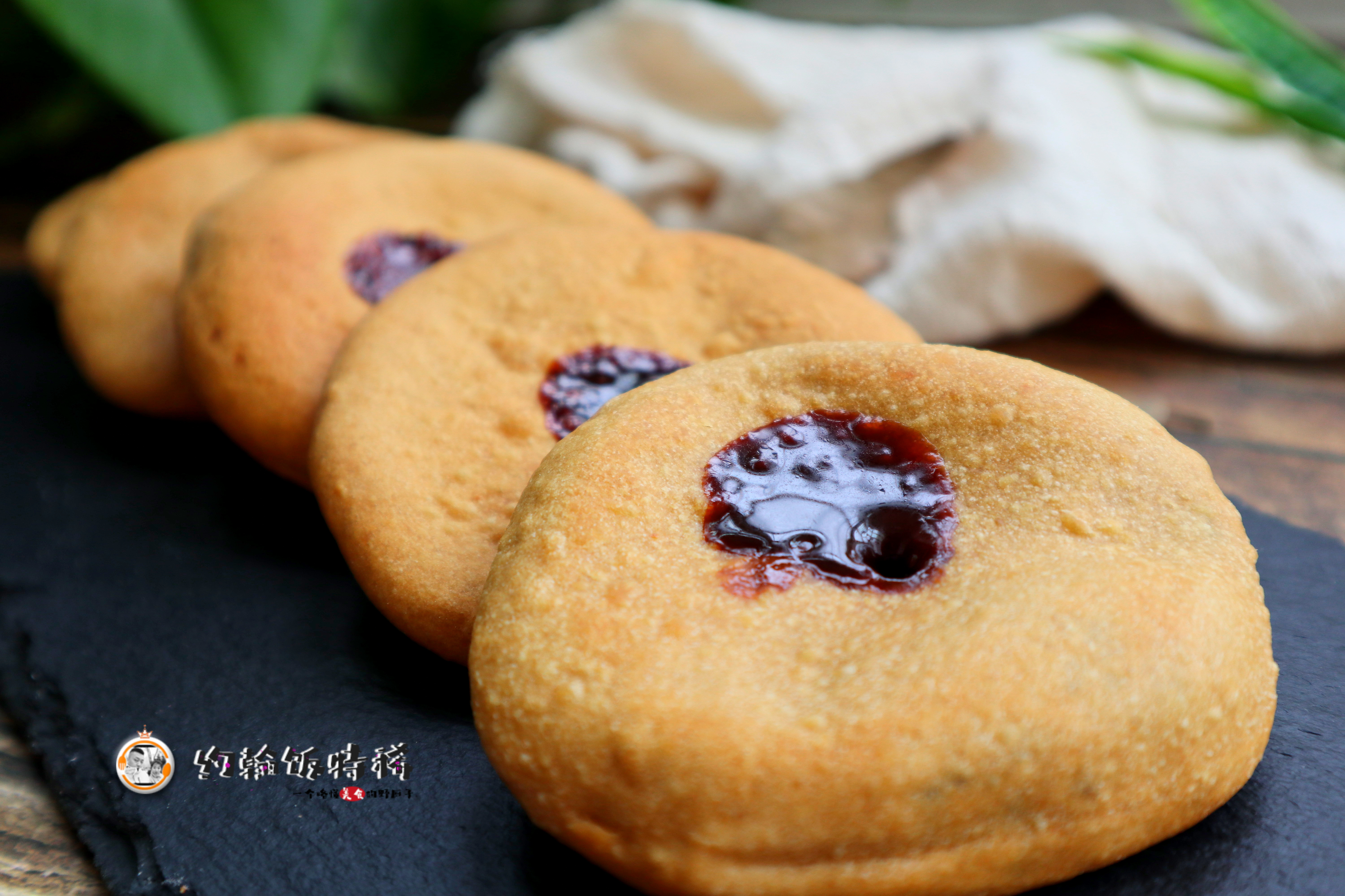 一碗面粉一种糖，教你做家庭版“红糖肚脐饼”，甜而不腻焦香酥脆