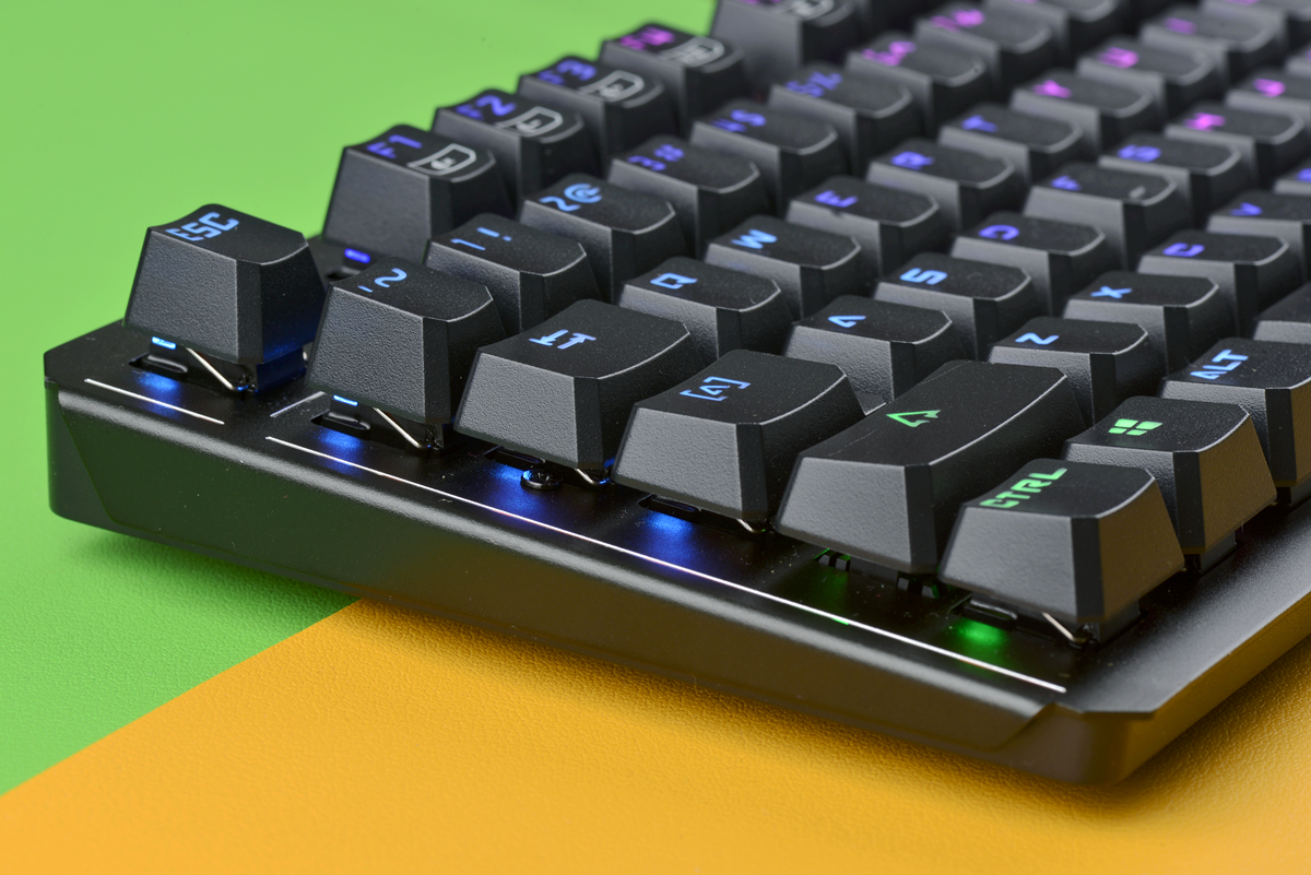 血手b975光轴机械键盘枪声版测评,血手幽灵b975光轴机械键盘