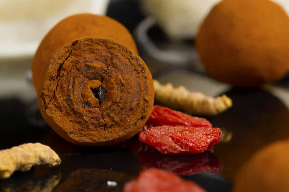 安宫牛黄丸为什么那么牛,牛黄与安宫牛黄丸的区别