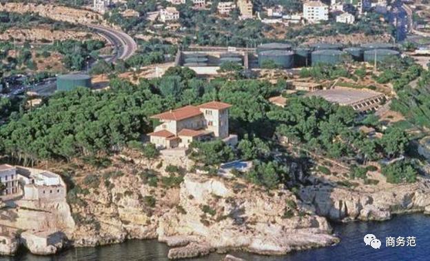 老钱vs新钱vs顶级网红，度假也有鄙视链？