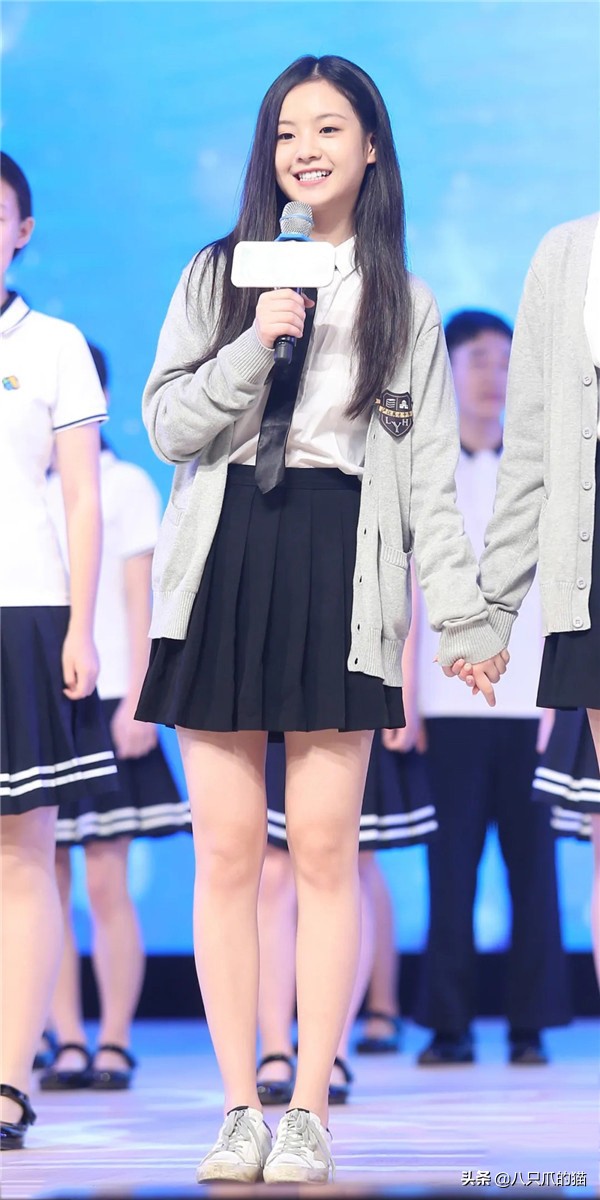 你的衣柜不止缺一条连衣裙,你的衣柜里还差一套衣服