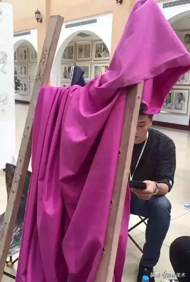 各种衣褶画法,衣褶不会上色