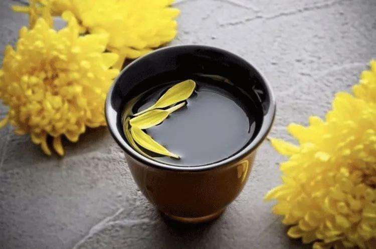 喜欢菊花有啥说法吗,喜欢菊花的人多吗