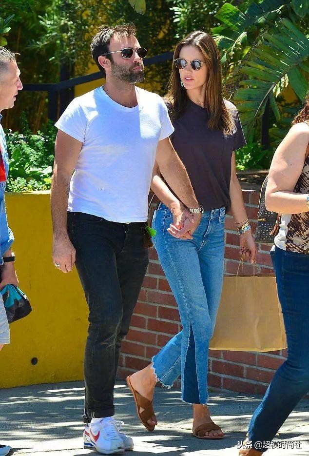 2018维密事件,2015维密闭幕