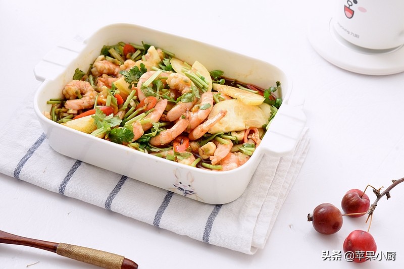 大虾怎么煮好吃又下饭,大虾配什么煮着吃好吃