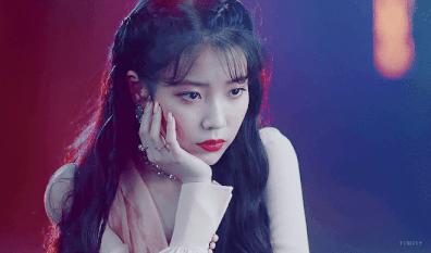 塌鼻子的女生怎么打扮自己,塌鼻子长相乖巧的女生怎么化妆