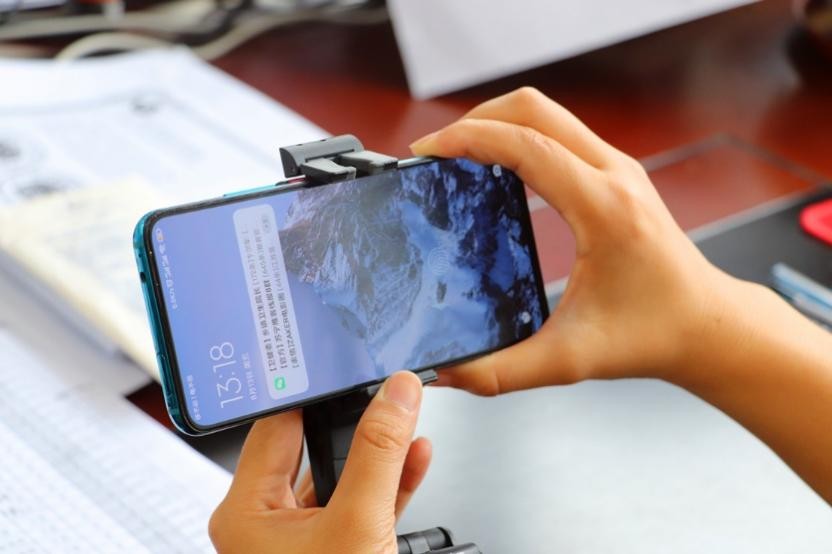 浩瀚小q稳定器拍摄技巧,浩瀚v2稳定器拍的vlog