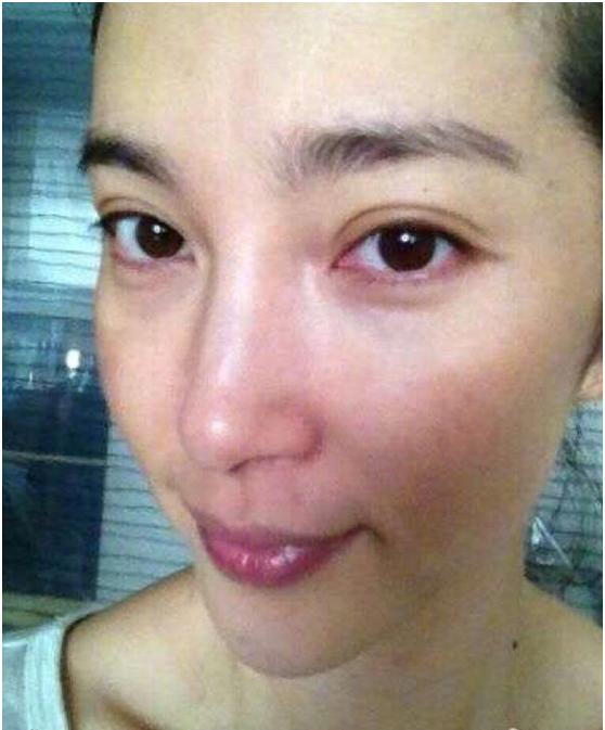 来看看18位当红女艺人妆前妆后差别，真实素颜状态，颠覆您的三观