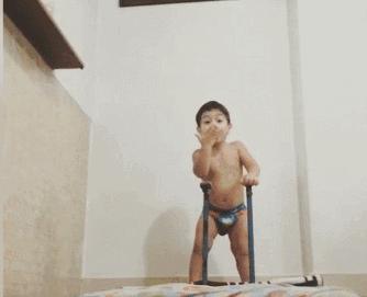 伊朗6岁男孩练出6块腹肌,伊朗男模腹肌